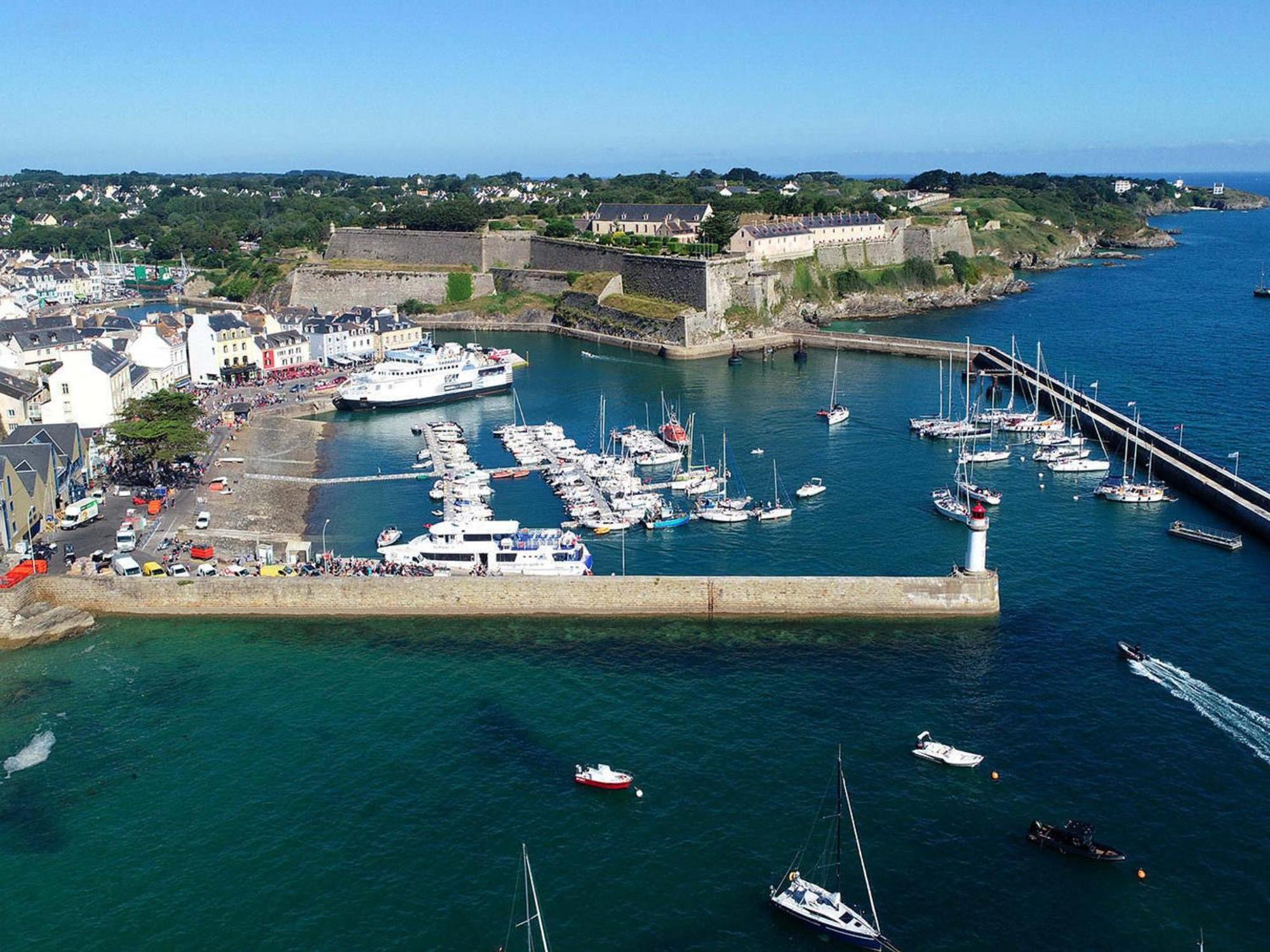 Appartement Renove En Plein Centre De Palais Avec Cour Ensoleillee, Proche Du Port, Animaux Acceptes - Fr-1-418-222 Eksteriør bilde